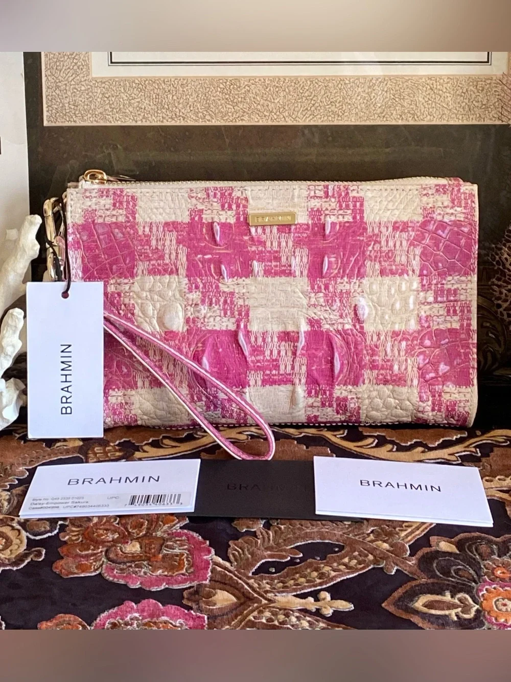 💕👛🌸BCA COLLECTION Brahmin EMPOWER SAKURA DAISY Wristlet / Clutch / Makeup Bag